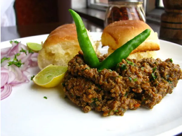 Bombay Kheema Pav
